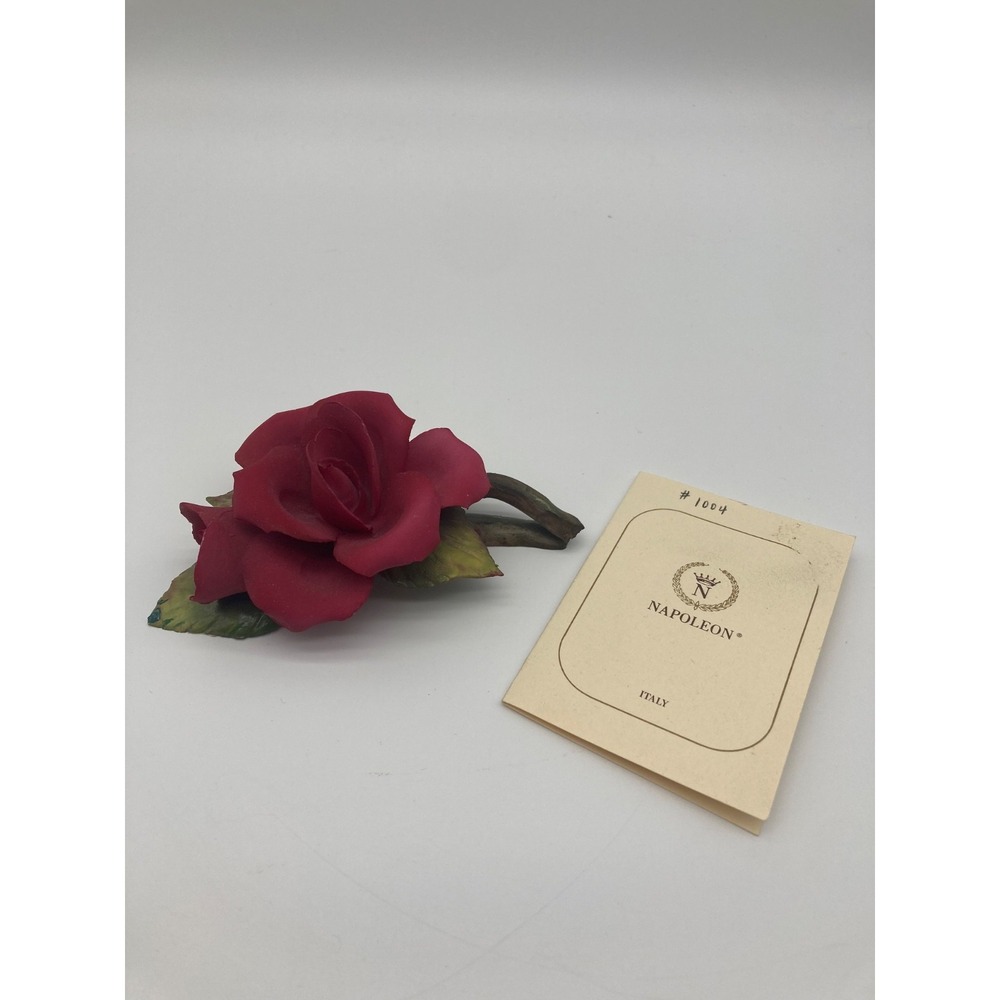 Napoleon Capodimonte Italian Porcelain Red Rose Figurine #1004 Certificate